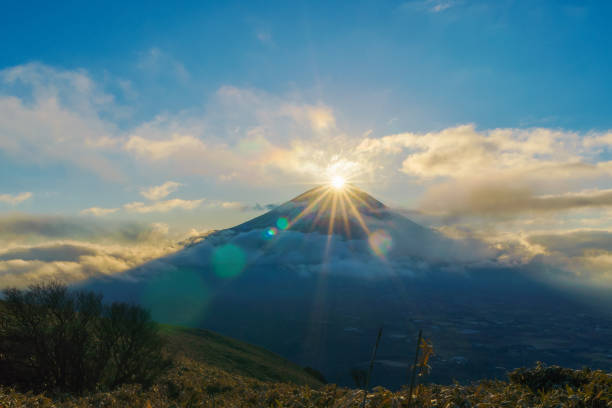 istock Diamond Fuji on New Years Day 2020 1197982283