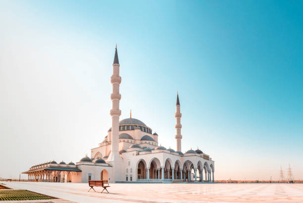 sharjah new mosque  beautiful travel and tourism image - mosque imagens e fotografias de stock