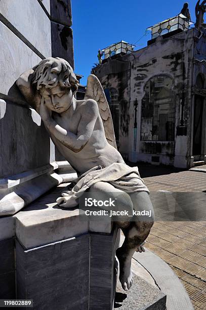 Cmentarz Recoleta W Buenos Aires - zdjęcia stockowe i więcej obrazów Ameryka - Ameryka, Anioł, Antyczny