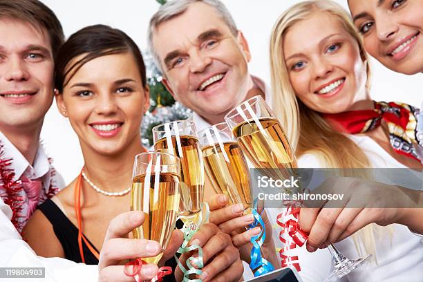 Brinde Para O Sucesso - Fotografias de stock e mais imagens de Adulto - Adulto, Bebida, Bebida Alcoólica