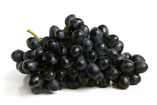 istock Bunch of grapes 119807959