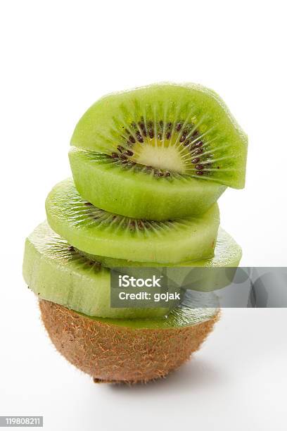 Kiwi Frutas Foto de stock y más banco de imágenes de Kiwi - Kiwi, Rebanada, Recortable