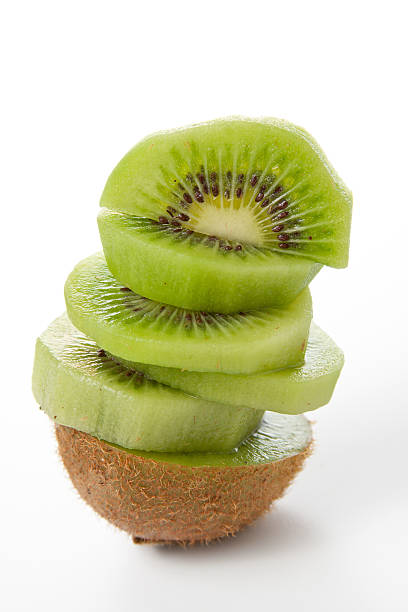 a fruta kiwi - fruta kiwi - fotografias e filmes do acervo