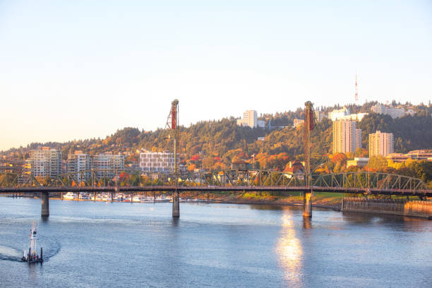 istock Hawthorne bridge Portland Willamette river 1198113089