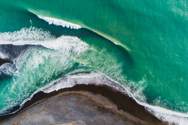 istock Textured effect of waves breaking on bank. 1198164721