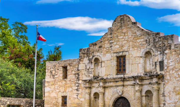 istock Alamo Mission Independence Battle Site San Antonio Texas 1198165683