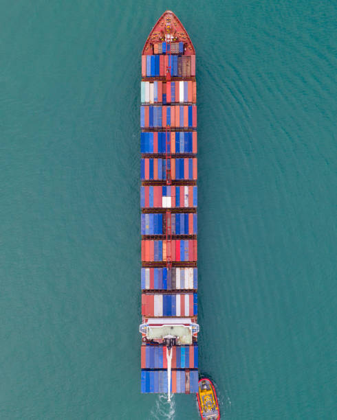 istock Ship in port seen from above 1198169935