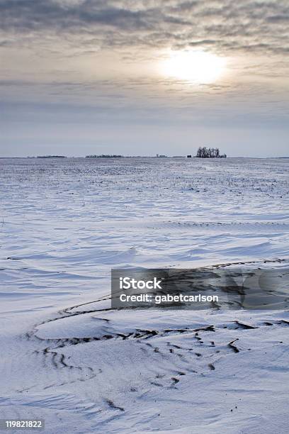 Foto de Paisagem De Inverno e mais fotos de stock de Cloudscape - Cloudscape, Exterior, Fotografia - Imagem