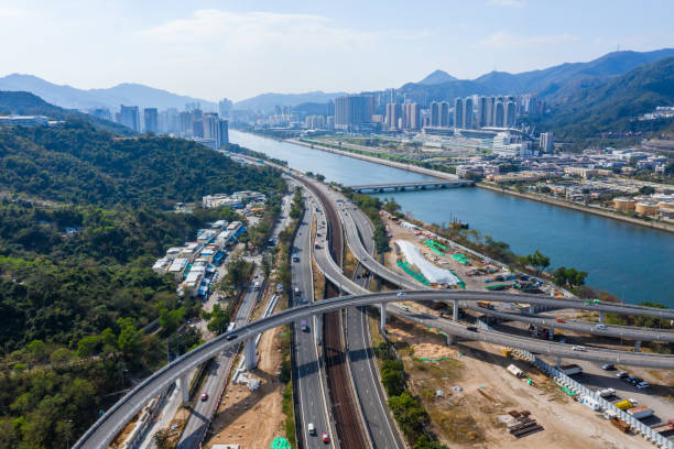 mehrspurige autobahn in ma on shan, hongkong - driving industry land vehicle multiple lane highway stock-fotos und bilder