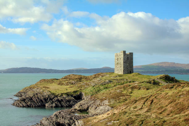 istock Lemcon Tower or Castle Point, Schull West Cork, Ireland 1198247631