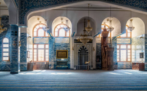 mosquée de paix d'el-salam à charm el-cheikh, egypte - cairo mosque egypt inside of photos et images de collection