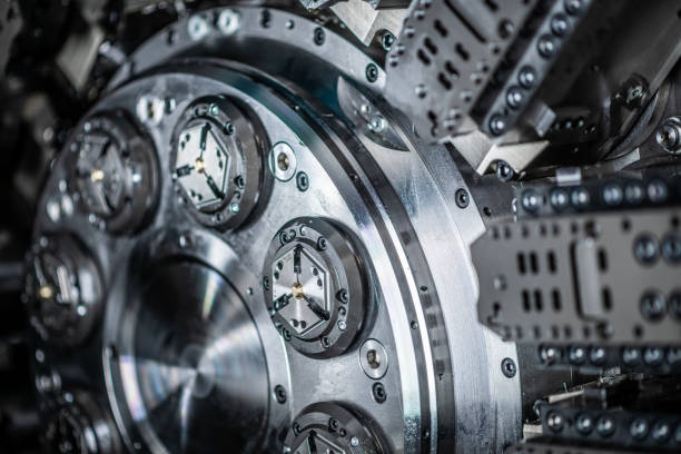 dentro de una máquina de torno sordo cnc - huso fotografías e imágenes de stock