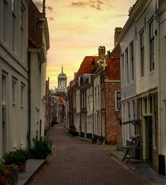 istock Leading to the town center 1198261631