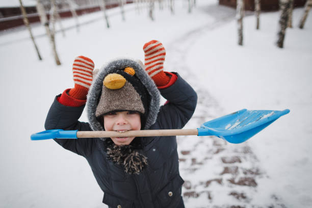 istock ute child in winter season. 1198263171