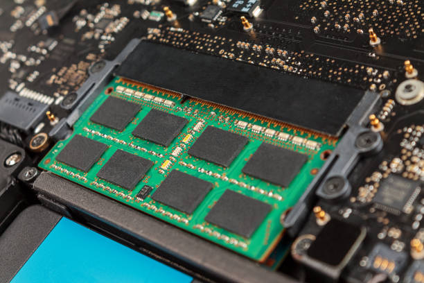 istock replacement and expansion of RAM in the laptop 1198309343