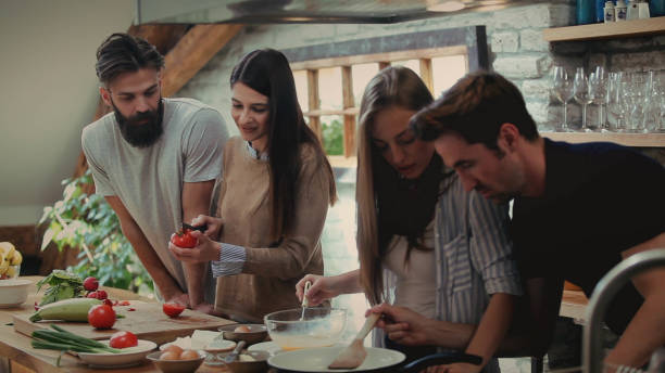 istock Time to prepare lunch 1198322515