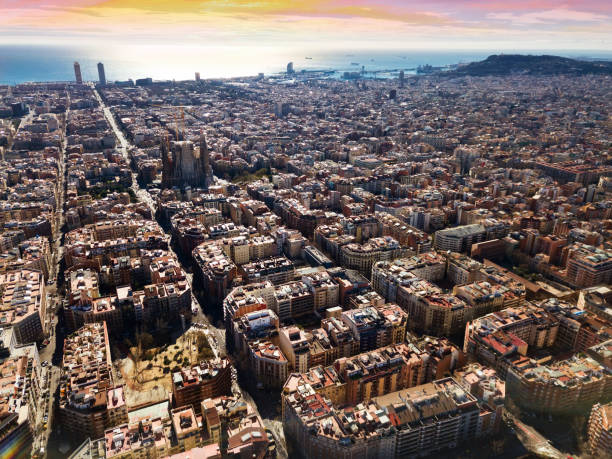istock Cityscape of Barcelona 1198328341