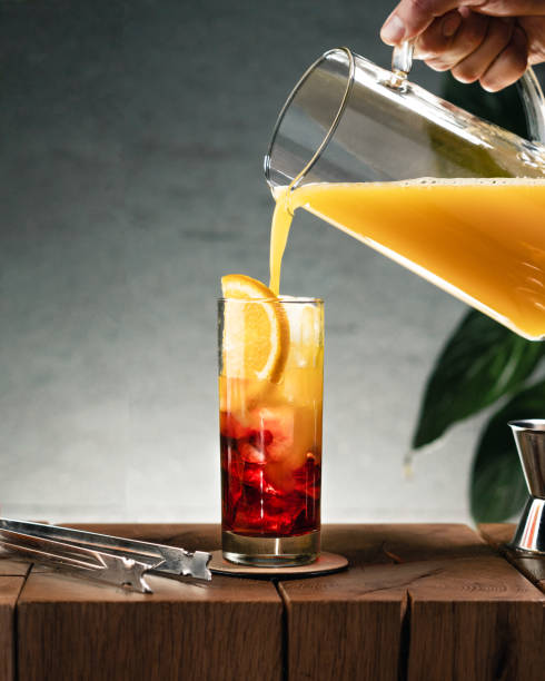 istock Campari and orange juice 1198407335
