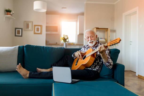 istock Music is a great way to start the day 1198410651