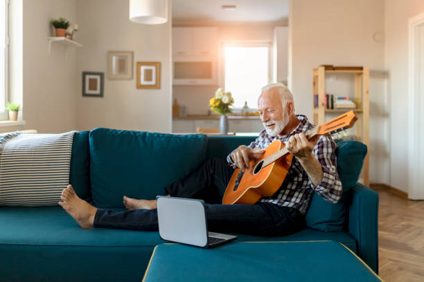 istock Music is a great way to start the day 1198410744
