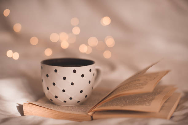 istock Cup of black tea in bed 1198439511