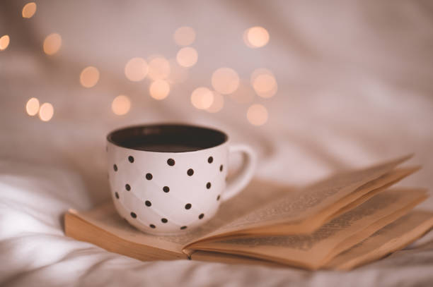 istock Cup of black tea in bed 1198439533