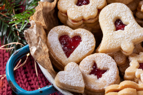 istock Linzer Christmas cookies filled with marmalade and dusted with sugar 1198483021