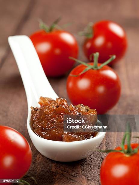 Chutney Di Pomodoro Fresco - Fotografie stock e altre immagini di Alimentazione sana - Alimentazione sana, Bianco, Cibi e bevande