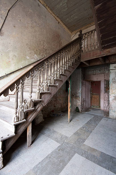 istock Faded stairwell, Cienfuegos, Cuba 119851233