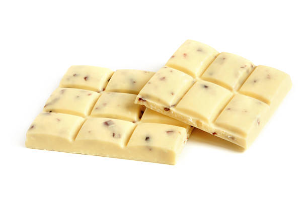 istock White chocolate pieces with fruits 119851542