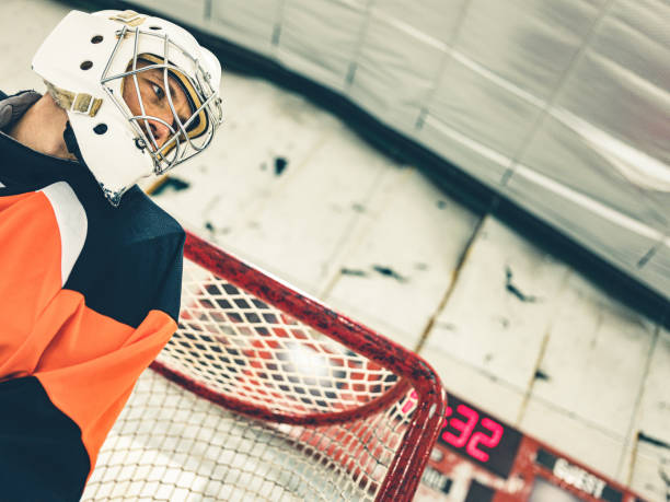 istock Pro Hockey goalie 1198517347