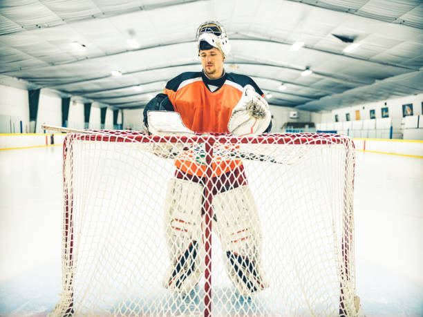 istock Pro Hockey goalie 1198519406