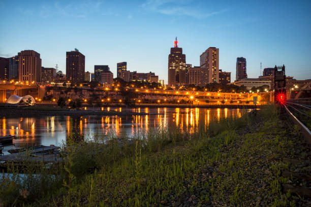 istock St Paul, Minnesota Downtown Skyline and Sunset - Riverfront 1198536041