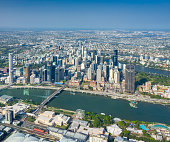 brisbane-skyline-queensland-australien.j