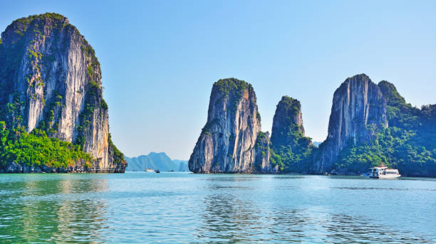 istock Halong Bay, Vietnam 1198589237
