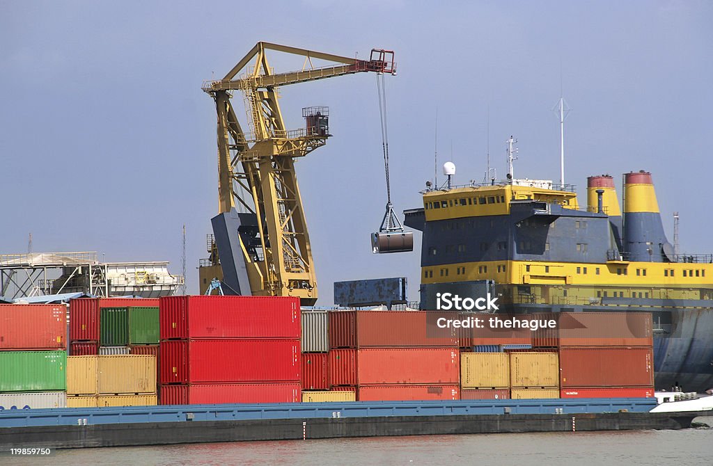 Harbor Crane - Lizenzfrei Behälter Stock-Foto