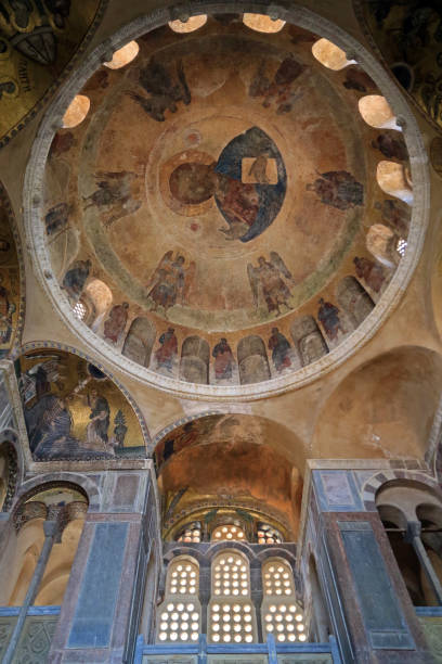 istock Mosaic and fresco 1198609384