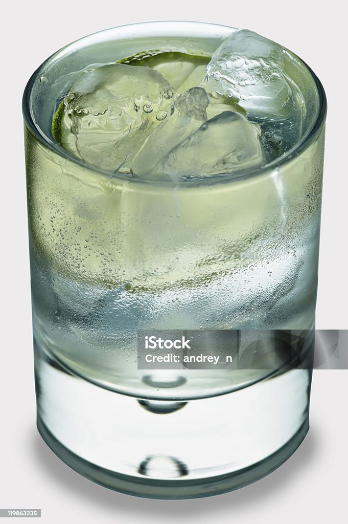 Gin tonic en blanco - Foto de stock de Fondo blanco libre de derechos