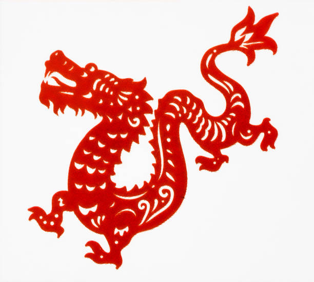 corte de papel tradicional chinês, sinais do zodíaco, ano novo chinês - painted image traditional culture art dragon - fotografias e filmes do acervo