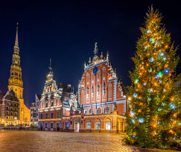 istock Riga Christmas Tree in Townhall square 1198640013
