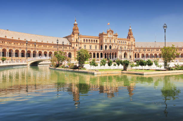 plaza de espana w sewilli, andaluzja, hiszpania. - espaa zdjęcia i obrazy z banku zdjęć