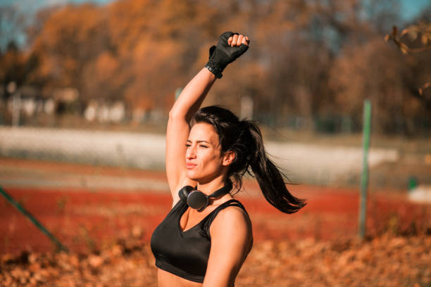 istock Sportswoman 1198692300