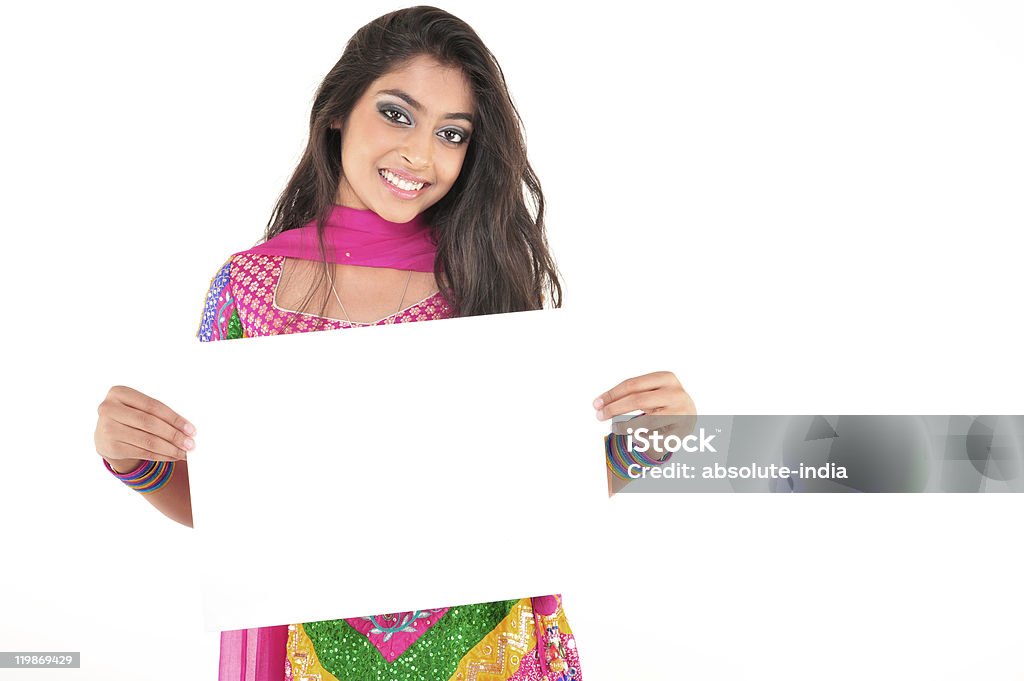 아름다운 소녀 입고 인도어 민족별 정장용 - 로열티 프리 공란 스톡 사진