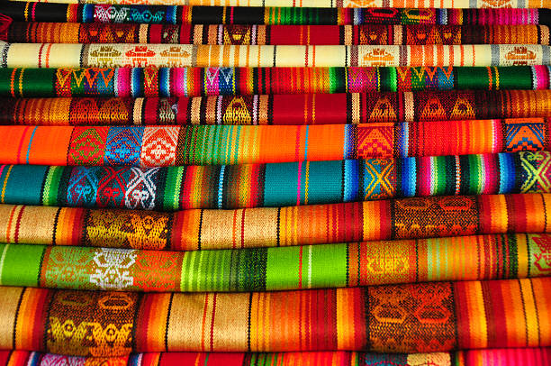 伝統的な織物 - オタバロ ストックフォトと画像