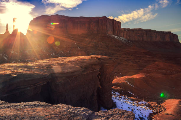 john ford point sunset im monument valley - merrick butte stock-fotos und bilder