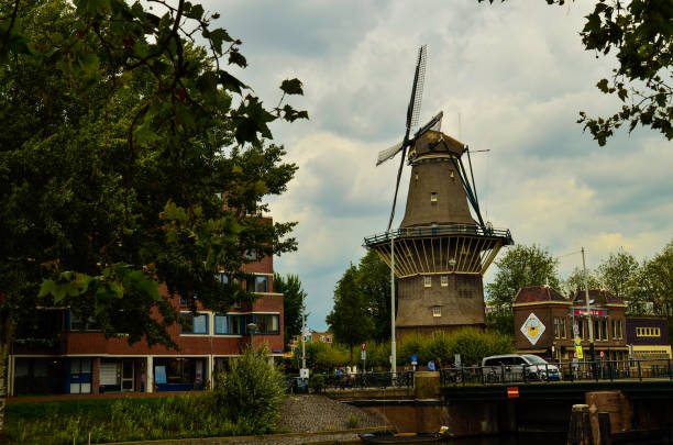 amsterdam, olanda, agosto 2019. - amsterdam traditional culture netherlands wood foto e immagini stock