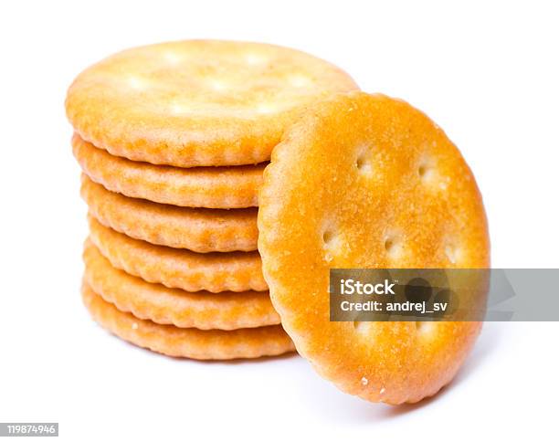 Cracker Foto de stock y más banco de imágenes de Agujero - Agujero, Al horno, Alimento