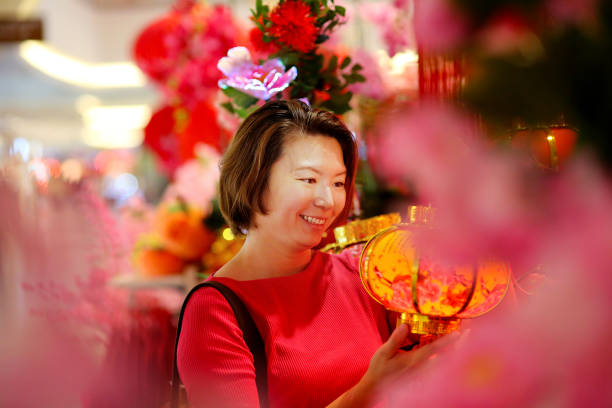 istock Chinese New Year: Ornaments and Decorations Shopping 1198810827