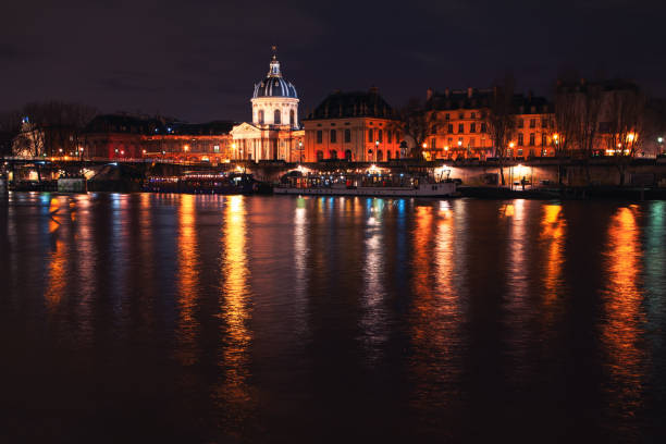 istock Seine River Shore in the night 1198821897