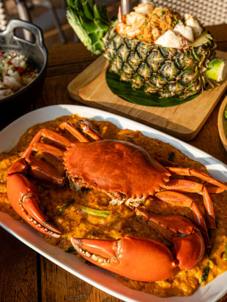 Stir fried crab with curry powder